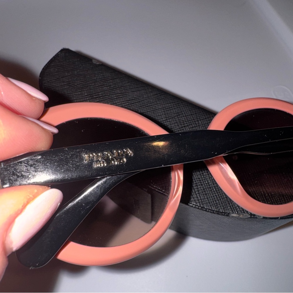 Prada Black and Pink Tortoise Round Sunglasses - Picture 2 of 10